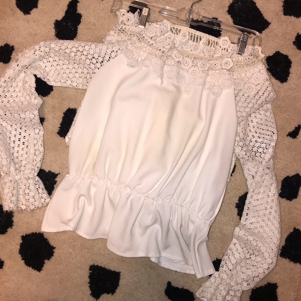 Off the Shoulder Top - Picture 4 of 4